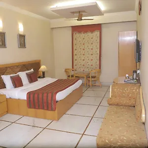 Singh Sahib Hotel
